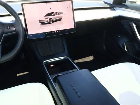 Used 2023 Tesla Model 3 Standard Range RWD image 11