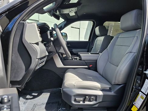 New 2026 Toyota Tundra Limited AWD/4WD image 19