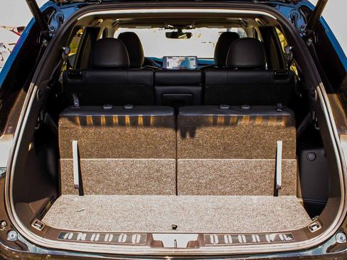 New 2025 Mitsubishi Outlander SE image 45