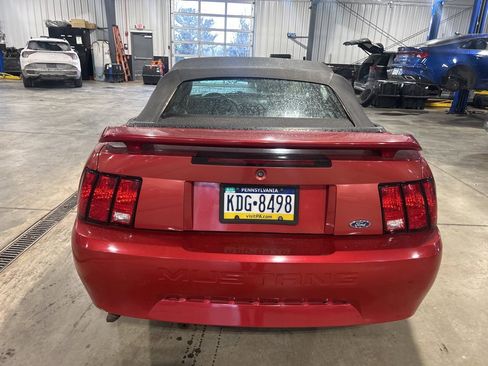 Used 2002 Ford Mustang V6 image 6