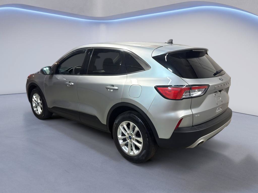 Used 2022 Ford Escape SE w/ Convenience Package FWD image 5