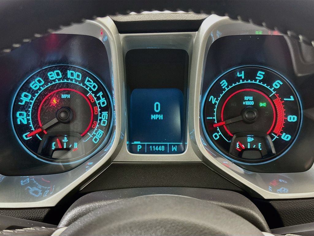 Used 2010 Chevrolet Camaro SS RWD image 13