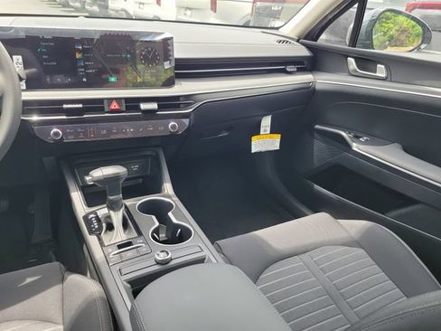 New 2026 Kia K5 LXS FWD image 10