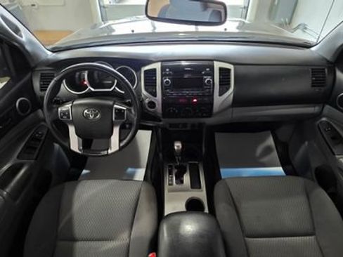 Used 2012 Toyota Tacoma 4x4 Double Cab image 26