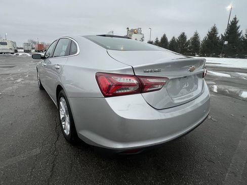 Used 2021 Chevrolet Malibu LT image 3