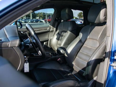 Used 2015 Porsche Macan Turbo AWD/4WD image 20