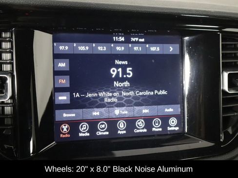 Used 2024 Dodge Durango SXT w/ SXT Blacktop Group AWD/4WD image 32