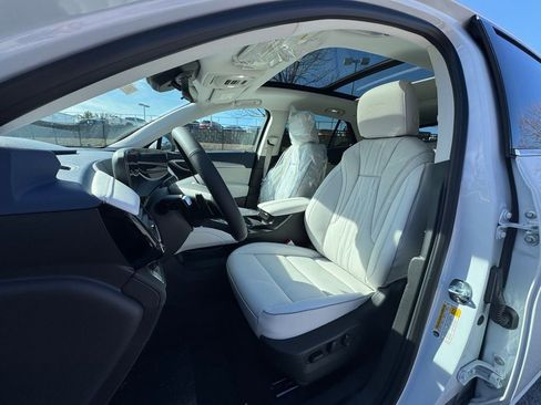 New 2026 Buick Envision Avenir image 5