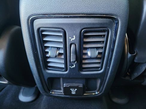 Used 2020 Jeep Grand Cherokee Altitude image 14