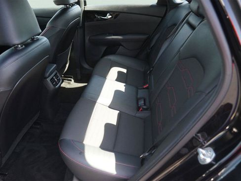 Used 2021 Kia Forte GT FWD image 12
