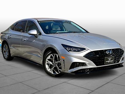 Used 2023 Hyundai Sonata SEL image 3