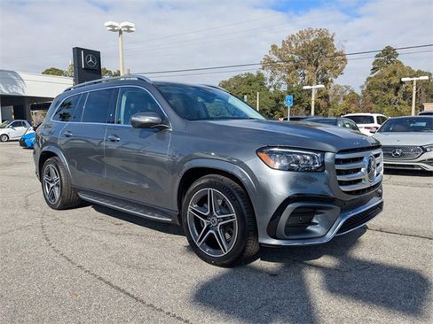 New 2026 Mercedes-Benz GLS 450 4MATIC image 2