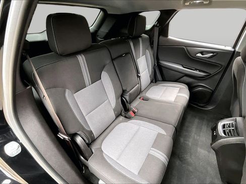 Used 2024 Chevrolet Blazer LT AWD/4WD image 32