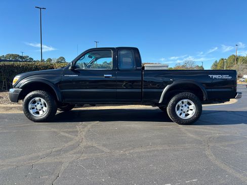 Used 1998 Toyota Tacoma 4x4 Xtracab V6 image 4