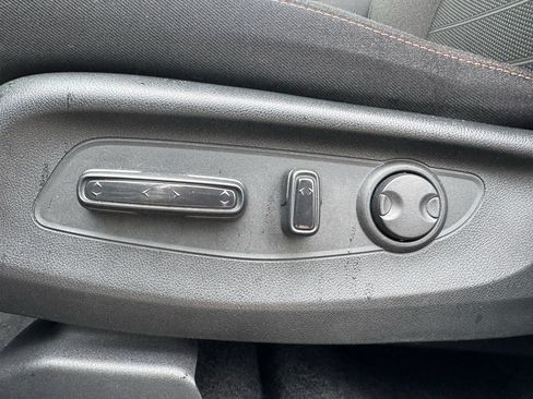 Certified 2025 Honda CR-V Sport image 23