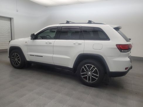 Used 2017 Jeep Grand Cherokee Trailhawk AWD/4WD image 3