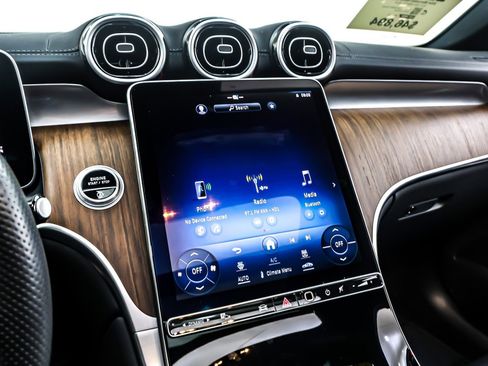 Used 2024 Mercedes-Benz GLC 300 4MATIC w/ AMG Line image 20