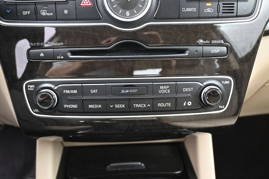 Used 2015 Kia Cadenza Premium FWD image 26