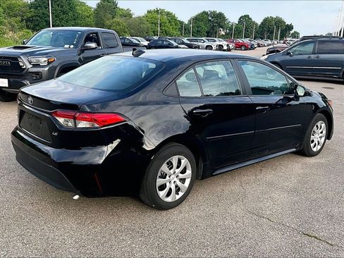 Used 2024 Toyota Corolla LE FWD image 6