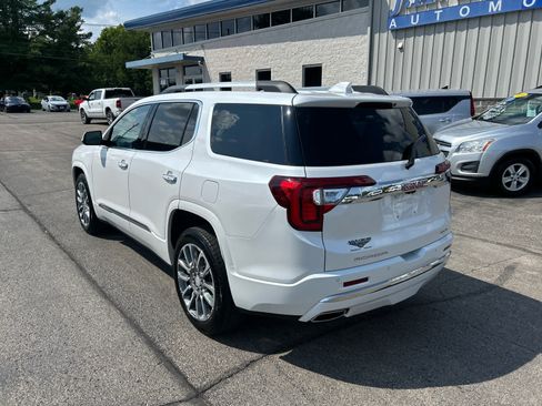 Used 2023 GMC Acadia Denali w/ Denali Ultimate Package AWD/4WD image 7