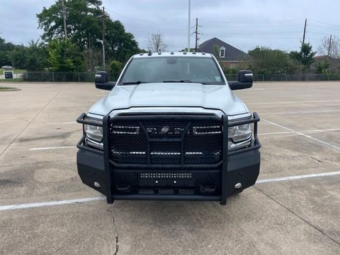 Used 2023 RAM 2500 Tradesman AWD/4WD image 2