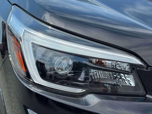 Used 2021 Subaru Forester Touring image 7