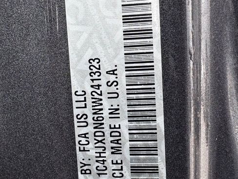 Used 2022 Jeep Wrangler Unlimited Sport image 31