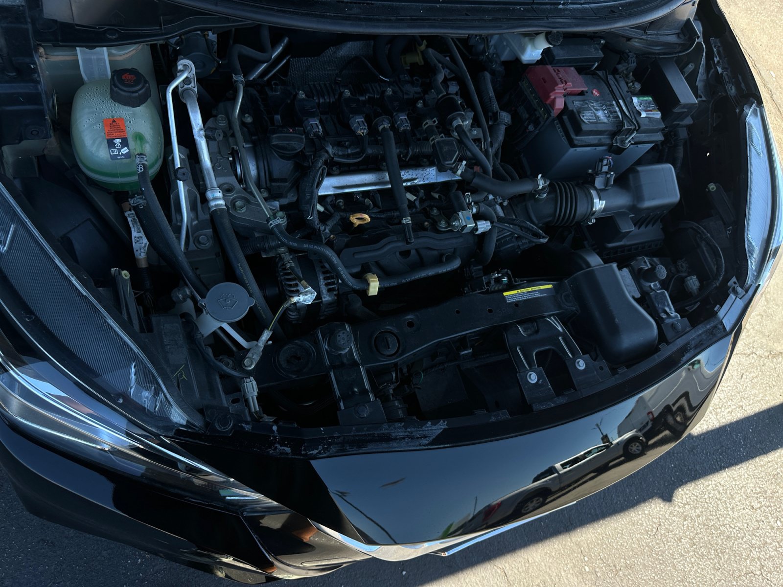 Used 2020 Nissan Versa SV FWD image 24