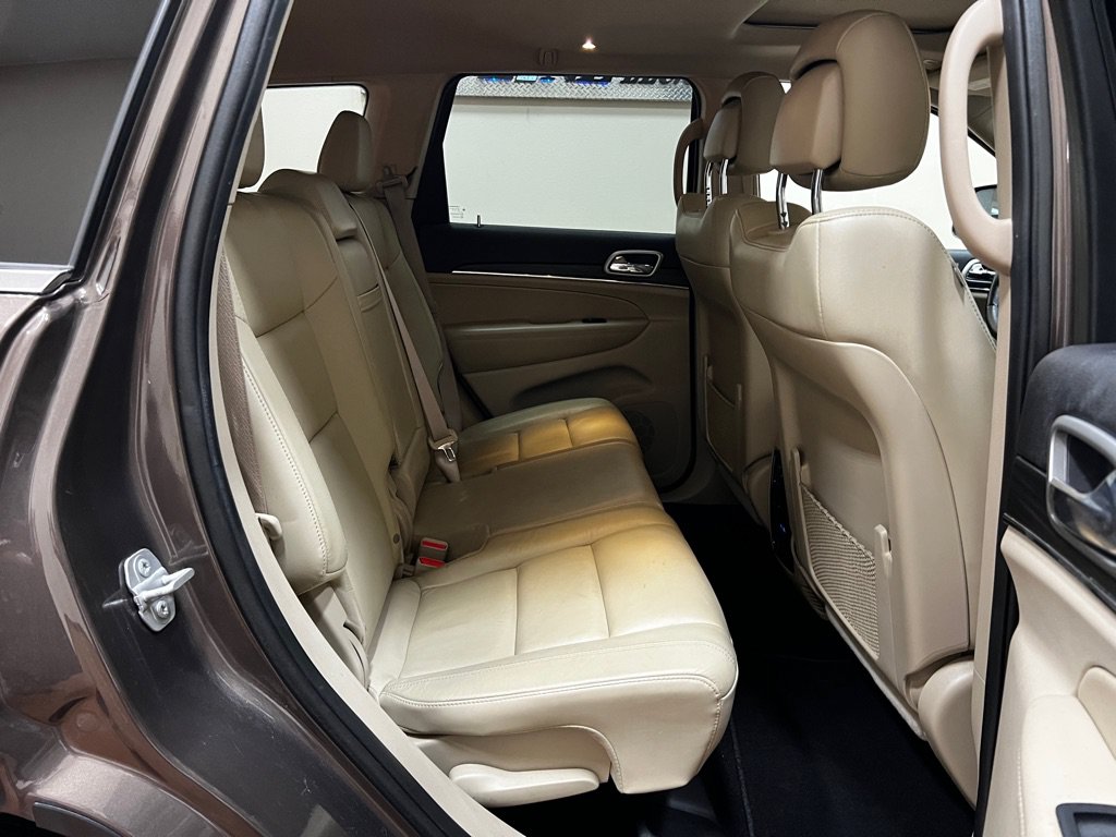 Used 2019 Jeep Grand Cherokee Limited AWD/4WD image 21