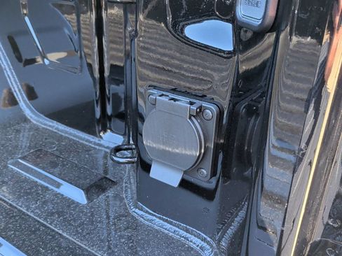 New 2026 Chevrolet Silverado 1500 Custom w/ LPO, Dark Essentials Package RWD image 34