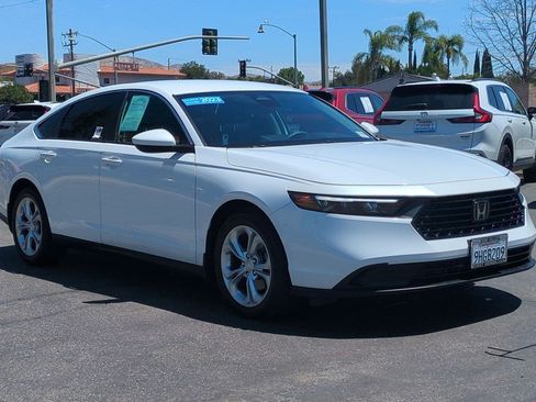 Certified 2023 Honda Accord LX image 3