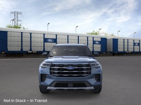 New 2026 Ford Explorer Active RWD image 6