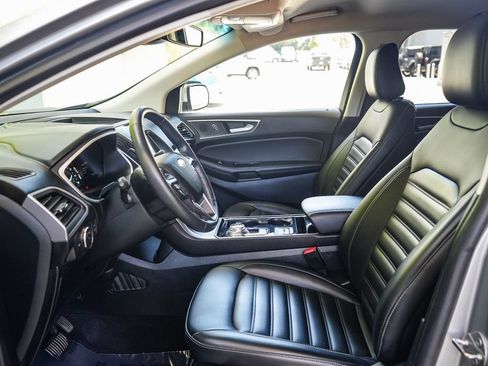 Used 2020 Ford Edge SEL w/ Convenience Package FWD image 16