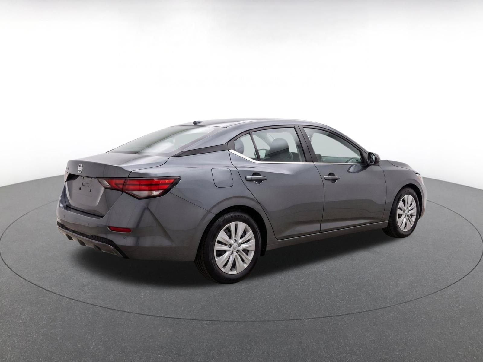 Used 2025 Nissan Sentra S FWD image 8