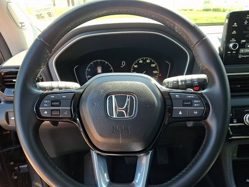 Certified 2023 Honda Pilot Touring image 25