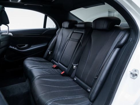 Used 2015 Mercedes-Benz S 550 Sedan image 22