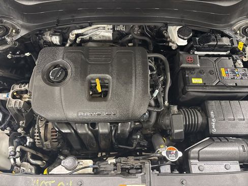 Used 2024 Kia Seltos EX image 8