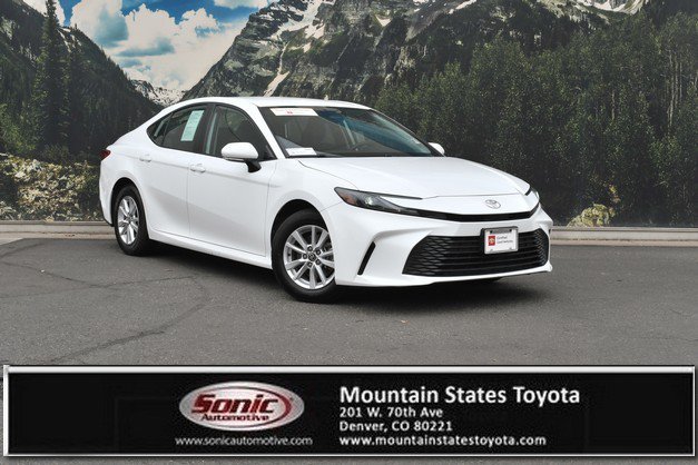 Used 2025 Toyota Camry LE AWD/4WD image 1