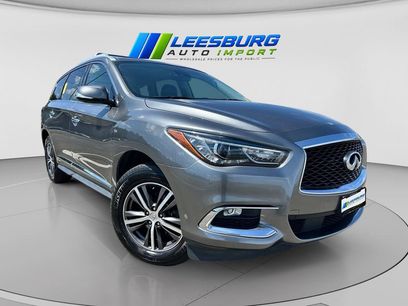 Used 2019 INFINITI QX60 Luxe w/ Essential Package
