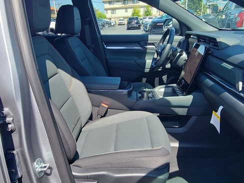 Used 2026 GMC Terrain AT4 w/ Technology Package II AWD/4WD image 27