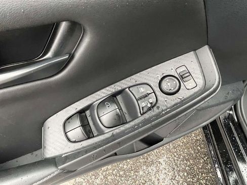 Used 2025 Nissan Sentra S image 14