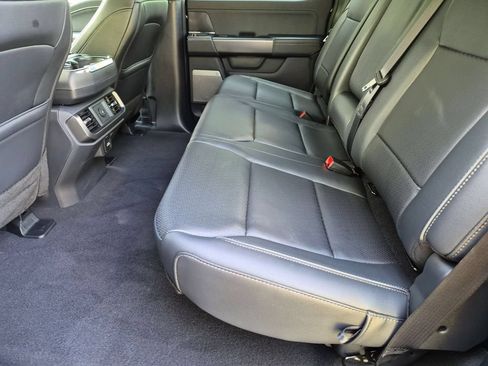 Used 2025 Ford F150 Lariat AWD/4WD image 25
