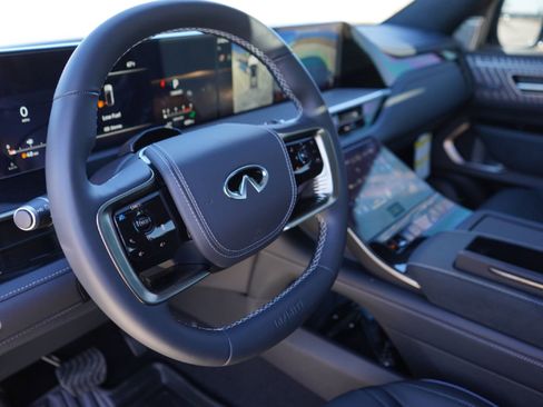 New 2026 INFINITI QX80 Autograph image 9