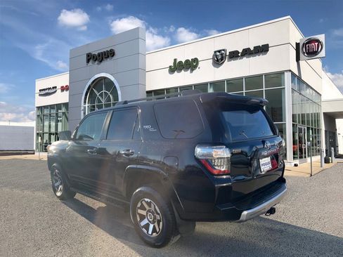 Used 2024 Toyota 4Runner TRD Off-Road image 3