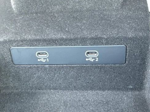 Used 2022 Audi A6 Premium Plus w/ Premium Plus Package image 22