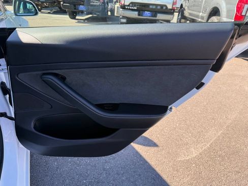 Used 2019 Tesla Model 3 AWD/4WD image 23