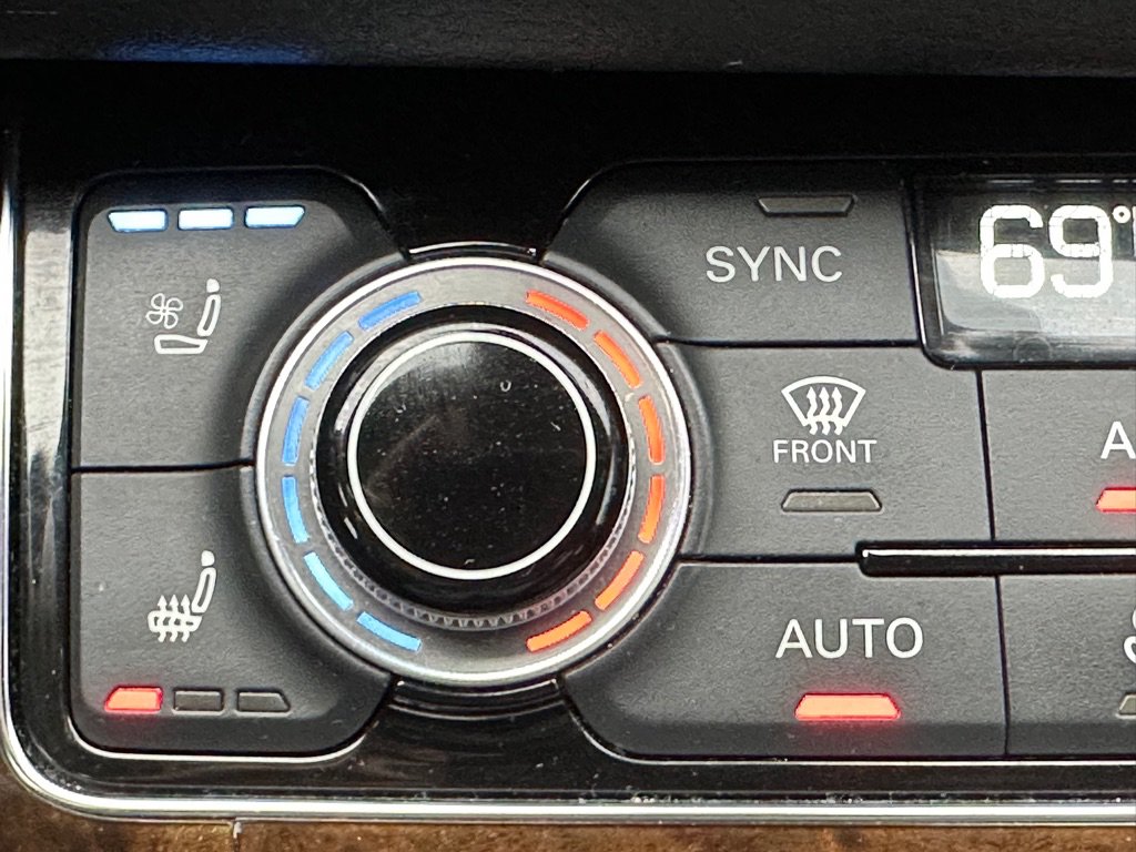 Used 2014 Audi A8 L 4.0T AWD/4WD image 33