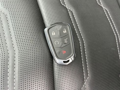 Used 2024 Cadillac XT5 Premium Luxury w/ Platinum Package image 34