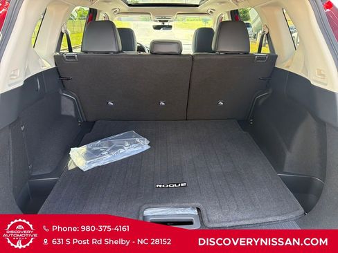 Certified 2026 Nissan Rogue SV AWD/4WD image 37