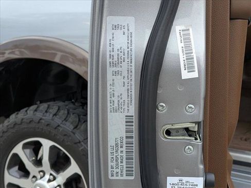 Used 2024 RAM 2500 Limited w/ Safety Group image 25